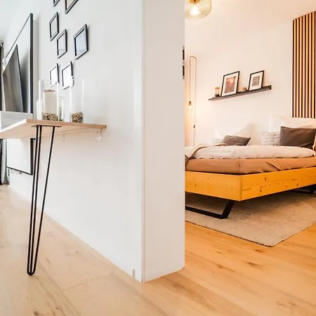 Kirchturm-panorama - Mit Balkon Im Herzen Von Appartement Brunswick