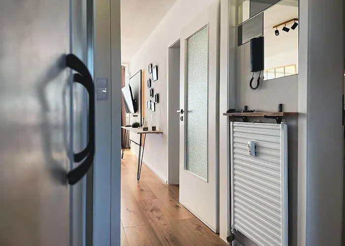Apartament Kirchturm-panorama - Mit Balkon Im Herzen Von